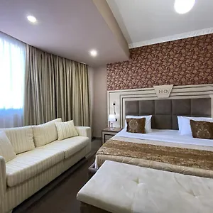 Hotel Deluxe Tirana