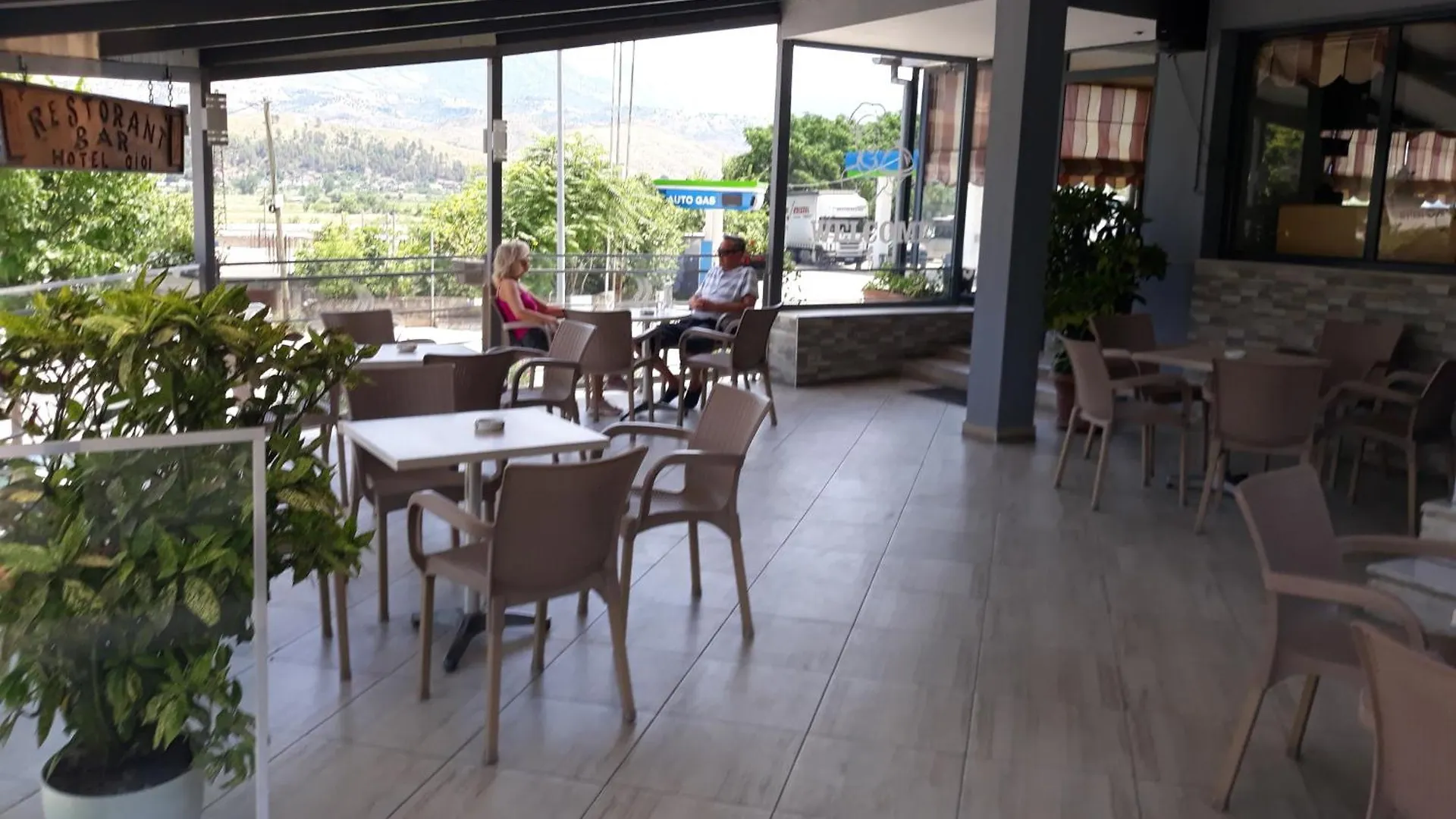 **  Qiqi Hotel Αργυρόκαστρο Αλβανία